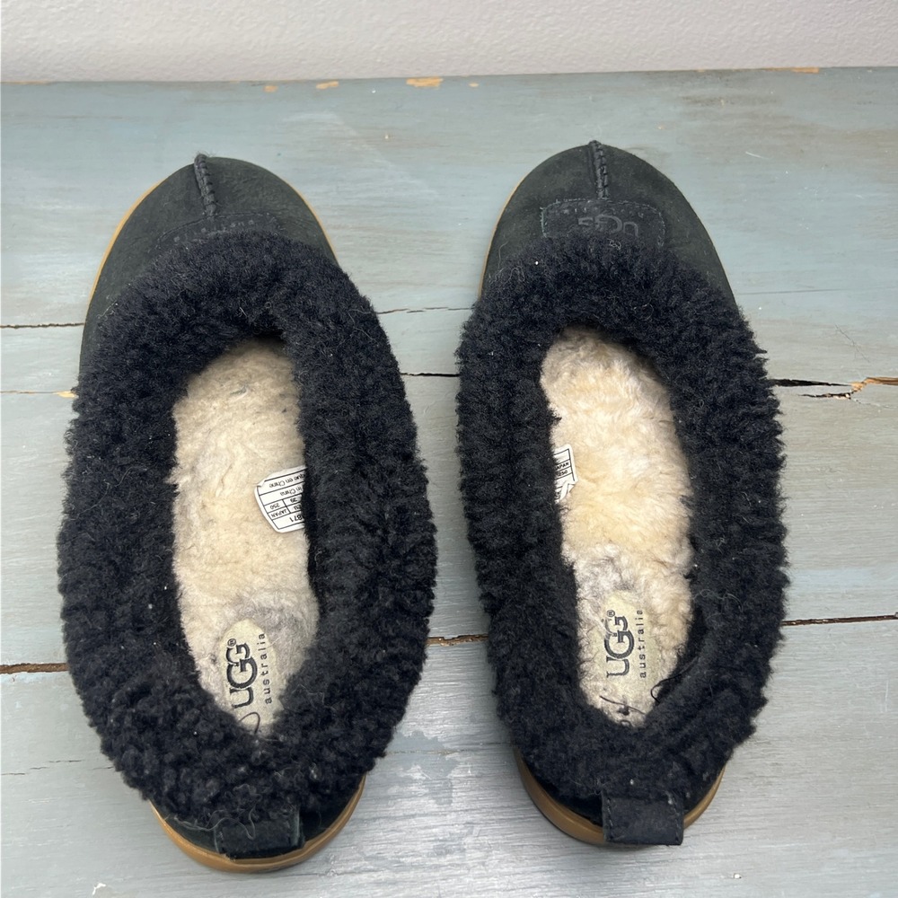 UGG Australia 1871 Black Suede Shearling Lined Slippers Womens 8 Gum Sole Shoes - Picture 5 of 12